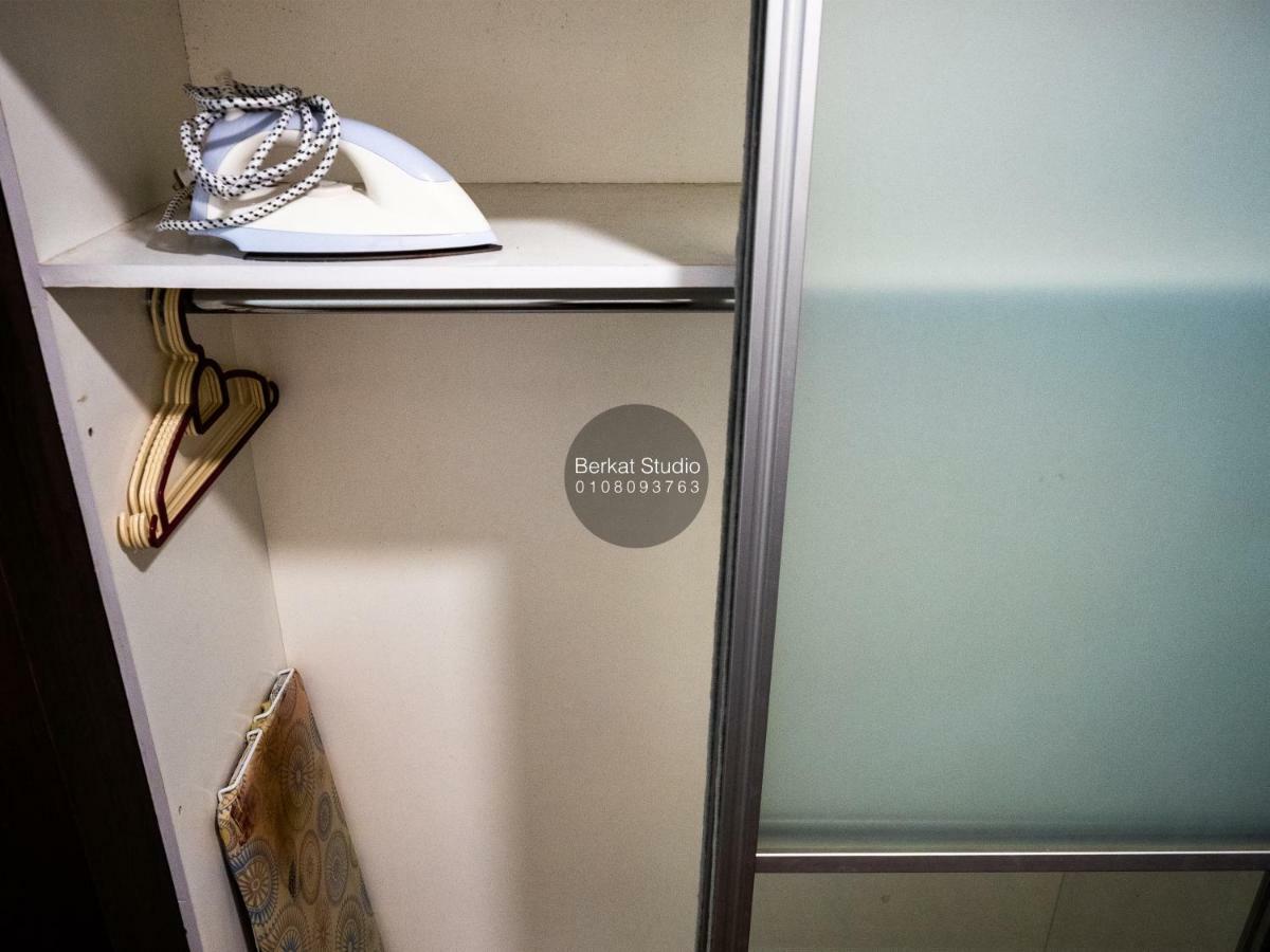 Hotel Berkat Studio Kota Bharu Exteriér fotografie